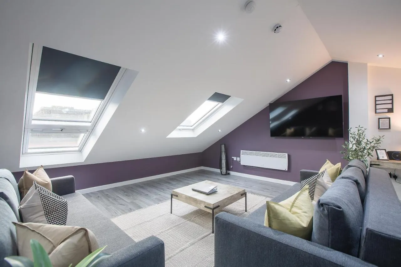 Charles Alexander Short Stay - The Gateway Blackpool Apartment