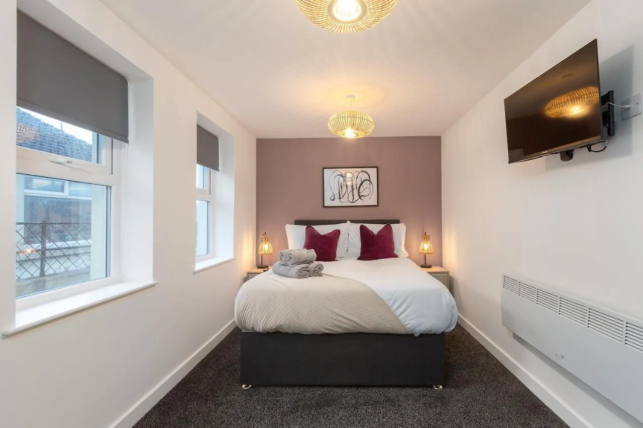 Charles Alexander Short Stay - The Gateway Blackpool Apartment