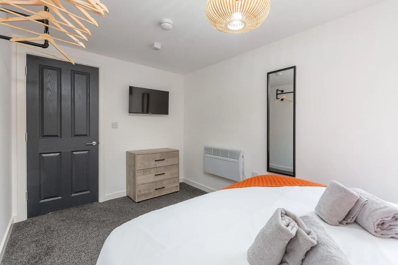 Charles Alexander Short Stay - The Gateway Blackpool Apartment